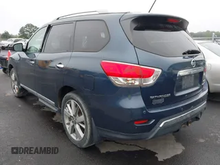 2014 Nissan Pathfinder Platinum with VIN 5N1AR2MM2EC605206, listed as a IAAI auction lot 42367312 with 136,820 mi miles and . Bid and sale history available at DreamBid. Image 3.