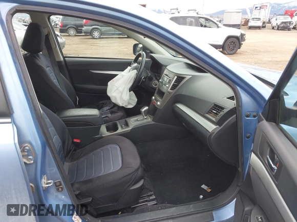 2010 Subaru Outback z VIN 4S4BRBAC3A3353265, wystawiony jako IAAI lot #41802882 z przebiegiem 98 225 mil mil oraz . Historia ofert i sprzedaży dostępna na DreamBid. Obrazek 5.