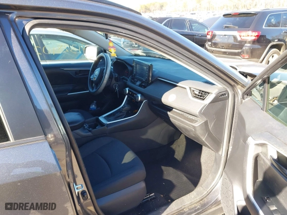 2021 Toyota RAV4 LE with VIN 2T3H1RFV9MC141966, listed as a IAAI auction lot 41328102 with 80,972 mi miles. Bid and sale history available at carsss.com. Image 5.
