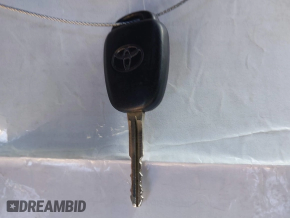 2017 Toyota Corolla L z VIN 5YFBURHE6HP652091, wystawiony jako IAAI lot #42131898 z przebiegiem 380 284 mil mil oraz . Historia ofert i sprzedaży dostępna na DreamBid. Obrazek 11.