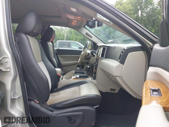 2010 Jeep Grand Cherokee Limited with VIN 1J4RR5GT2AC138675, listed as a IAAI auction lot 42471032 with 184,238 mi miles and . Bid and sale history available at DreamBid. Image 5.