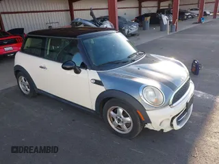 2011 MINI Hardtop with VIN WMWSU3C57BT251604, listed as a IAAI auction lot 41561611 with 133,618 mi miles and . Bid and sale history available at DreamBid. Image 1.