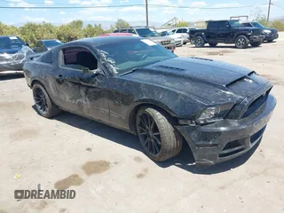 2014 Ford Mustang GT with VIN 1ZVBP8CF8E5237801, listed as a IAAI auction lot 42226186 with 111,595 mi miles and . Bid and sale history available at DreamBid. Image 1.