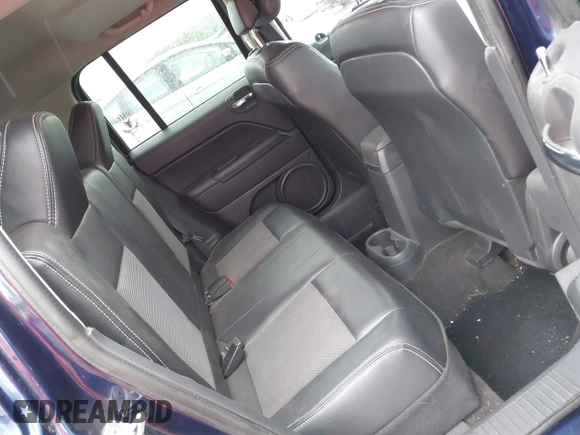 2013 Jeep Patriot Latitude z VIN 1C4NJRFB7DD249572, wystawiony jako IAAI lot #42350829 z przebiegiem 65 898 mil mil oraz . Historia ofert i sprzedaży dostępna na DreamBid. Obrazek 8.