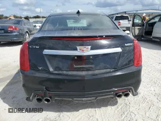 2016 Cadillac CTS-V z VIN 1G6A15S62G0158627, wystawiony jako Copart lot #76986744 z przebiegiem Nie podano mil oraz Nie do naprawy. Historia ofert i sprzedaży dostępna na DreamBid. Obrazek 6.