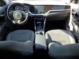 2020 Kia Niro LXS with VIN KNDCB3LC0L5448941, listed as a Copart auction lot 46577025 with 123,042 mi miles and Salvage Title. Bid and sale history available at carsss.com. Image 8.