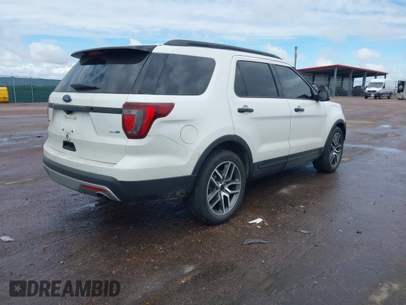 2016 Ford Explorer Sport with VIN 1FM5K8GT2GGB53815, listed as a IAAI auction lot 42172907 with 123,853 mi miles and . Bid and sale history available at carsss.com. Image 4.