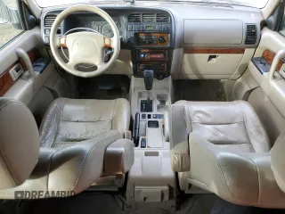 2000 Isuzu Trooper S with VIN JACDS58X9Y7J05616, listed as a Copart auction lot 42621905 with 188,747 mi miles and Clean title. Bid and sale history available at DreamBid. Image 8.