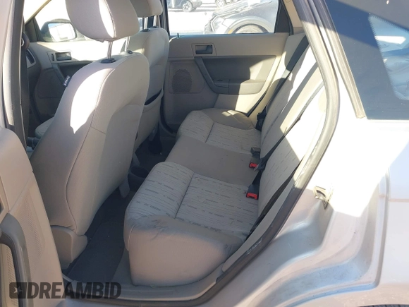 2008 Ford Focus SE with VIN 1FAHP35N98W280472, listed as a IAAI auction lot 41859547 with 178,304 mi miles. Bid and sale history available at carsss.com. Image 8.