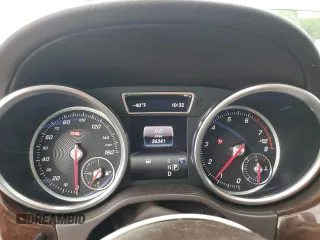 2019 Mercedes-Benz GLS 450 with VIN 4JGDF6EE4KB210126, listed as a Copart auction lot 63252195 with 36,341 mi miles and Salvage title. Bid and sale history available at DreamBid. Image 9.