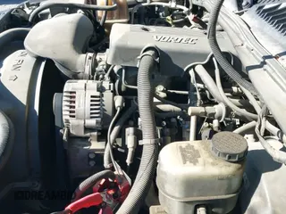 1999 Chevrolet Silverado 1500 LS с VIN 2GCEC19V1X1289809, выставлен на аукционе IAAI как лот 42830620 с пробегом 246 131 миль миль и . История ставок и продаж доступна на DreamBid. Изображение 12.