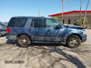 2004 Ford Expedition XLT with VIN 1FMPU16W24LB15591, listed as a IAAI auction lot 41765842 with 188,200 mi miles. Bid and sale history available at carsss.com. Image 13.