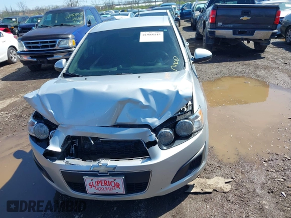 2013 Chevrolet Sonic LT with VIN 1G1JC5SHXD4185418, listed as a IAAI auction lot 41988445 with 177,696 mi miles. Bid and sale history available at carsss.com. Image 12.