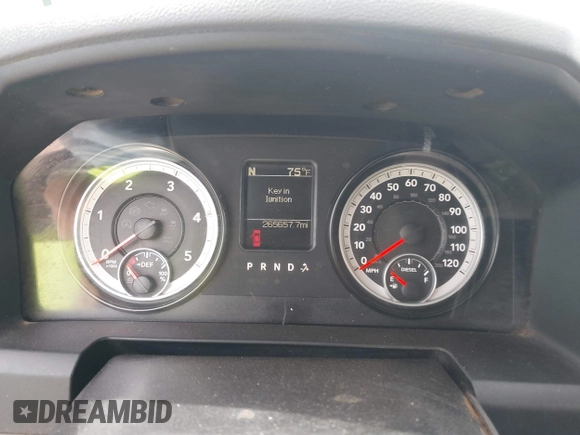 2015 Ram 2500 Tradesman с VIN 3C6UR5CL6FG513999, выставлен на аукционе IAAI как лот 42259171 с пробегом 265 657 миль миль и . История ставок и продаж доступна на DreamBid. Изображение 7.