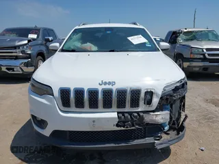 2019 Jeep Cherokee Latitude Plus z VIN 1C4PJLLB9KD232828, wystawiony jako IAAI lot #42373598 z przebiegiem 106 160 mil mil oraz . Historia ofert i sprzedaży dostępna na DreamBid. Obrazek 13.