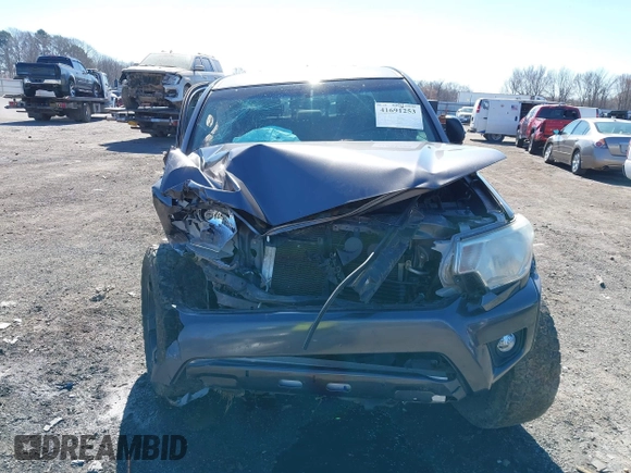 2014 Toyota Tacoma with VIN 5TFLU4EN1EX108137, listed as a IAAI auction lot 41691253 with 119,820 mi miles. Bid and sale history available at carsss.com. Image 6.