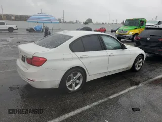 2015 BMW 3 Series 320i z VIN WBA3B1C54FP681488, wystawiony jako Copart lot #48207625 z przebiegiem 148 392 mil mil oraz Szkoda całkowita • Salvage title. Historia ofert i sprzedaży dostępna na DreamBid. Obrazek 3.