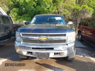 2012 Chevrolet Silverado 1500 LT with VIN 1GCRKSE73CZ186037, listed as a IAAI auction lot 42035315 with 164,967 mi miles. Bid and sale history available at carsss.com. Image 12.