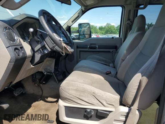 2008 Ford F-350 XL with VIN 1FTWW31R48EC03236, listed as a Copart auction lot 61588595 with 152,473 mi miles and Salvage title. Bid and sale history available at DreamBid. Image 7.