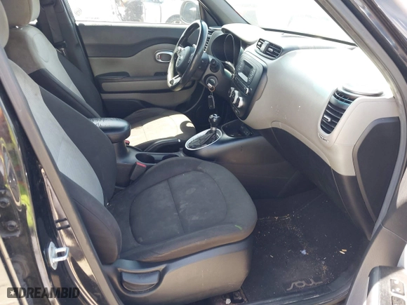 2016 Kia Soul with VIN KNDJN2A29G7361777, listed as a IAAI auction lot 42088748 with 149,553 mi miles. Bid and sale history available at carsss.com. Image 5.