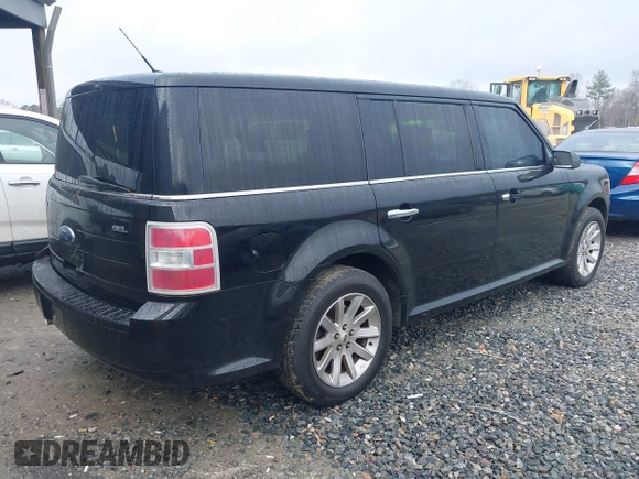 2009 Ford Flex SEL with VIN 2FMDK52C49BA03748, listed as a IAAI auction lot 41530749 with 220,190 mi miles. Bid and sale history available at carsss.com. Image 4.