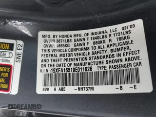 2009 Honda Civic LX z VIN 19XFA16519E011626, wystawiony jako IAAI lot #42252530 z przebiegiem 197 985 mil mil oraz . Historia ofert i sprzedaży dostępna na DreamBid. Obrazek 9.