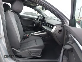 2023 Audi A3 Premium z VIN WAUAUDGY0PA143172, wystawiony jako IAAI lot #41881398 z przebiegiem 18 754 mil mil oraz . Historia ofert i sprzedaży dostępna na DreamBid. Obrazek 5.