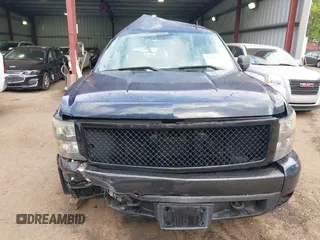 2008 Chevrolet Silverado 1500 1LT with VIN 1GCEC19J98Z303137, listed as a IAAI auction lot 42127354 with 286,047 mi miles and . Bid and sale history available at DreamBid. Image 13.