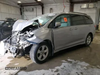2018 Toyota Sienna LE Auto Access Seat with VIN 5TDKZ3DC5JS908821, listed as a Copart auction lot 52030575 with 78,114 mi miles and Non Repairable. Bid and sale history available at carsss.com. Image 1.