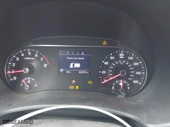 2020 Kia Soul LX with VIN KNDJ23AU4L7113673, listed as a IAAI auction lot 41847880 with 83,976 mi miles. Bid and sale history available at carsss.com. Image 7.