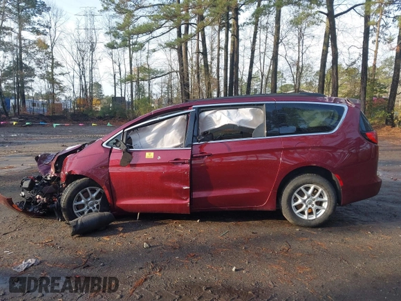 2020 Chrysler Voyager LXI with VIN 2C4RC1DG7LR265455, listed as a IAAI auction lot 41075754 with 1 mi miles. Bid and sale history available at carsss.com. Image 13.