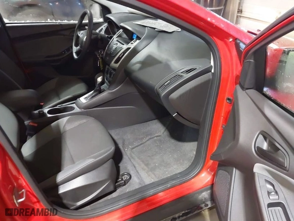 2012 Ford Focus SE with VIN 1FAHP3F21CL179277, listed as a IAAI auction lot 41840081 with 45,818 mi miles. Bid and sale history available at carsss.com. Image 5.