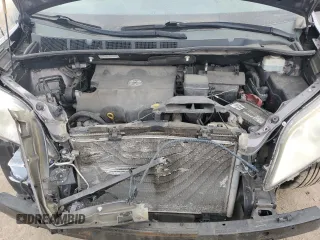 2012 Toyota Sienna XLE AAS z VIN 5TDYK3DC0CS271810, wystawiony jako Copart lot #62958104 z przebiegiem 346 760 mil mil oraz Szkoda całkowita • Salvage title. Historia ofert i sprzedaży dostępna na DreamBid. Obrazek 13.