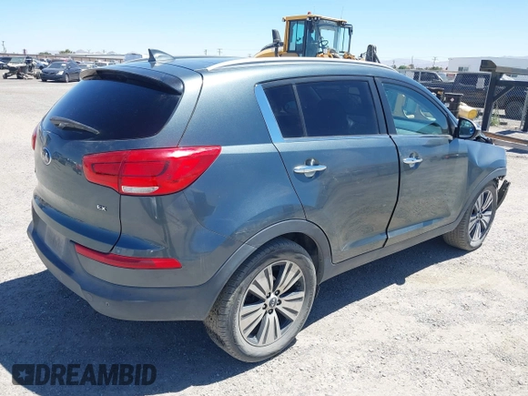 2014 Kia Sportage EX with VIN KNDPC3AC7E7650068, listed as a IAAI auction lot 42515890 with 185,882 mi miles and . Bid and sale history available at DreamBid. Image 4.