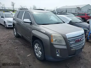 2011 GMC Terrain SLE-2 with VIN 2CTALSEC8B6353319, listed as a IAAI auction lot 42034038 with 221,527 mi miles. Bid and sale history available at carsss.com. Image 1.