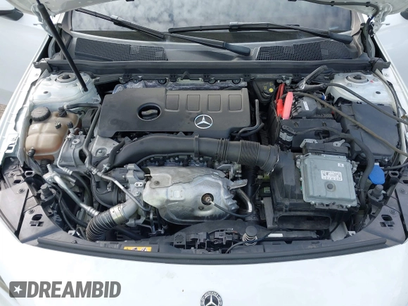 2020 Mercedes-Benz A 220 z VIN WDD3G4EB4LW038378, wystawiony jako IAAI lot #42042782 z przebiegiem 72 198 mil mil oraz . Historia ofert i sprzedaży dostępna na DreamBid. Obrazek 10.