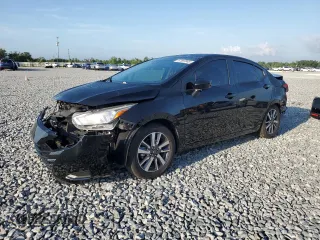 2023 Nissan Versa SV z VIN 3N1CN8EVXPL859338, wystawiony jako Copart lot #57597045 z przebiegiem 35 839 mil mil oraz Nie do naprawy • Non repairable. Historia ofert i sprzedaży dostępna na DreamBid. Obrazek 1.