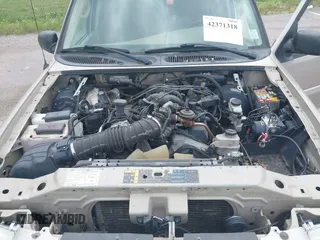 2005 Ford Explorer Sport Trac XLS with VIN 1FMZU67K05UA12487, listed as a IAAI auction lot 42371318 with Not provided miles and . Bid and sale history available at DreamBid. Image 10.