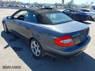 2008 Mercedes-Benz CLK-Class 3.5L with VIN WDBTK56F48F253345, listed as a IAAI auction lot 41813897 with 110,145 mi miles. Bid and sale history available at carsss.com. Image 3.