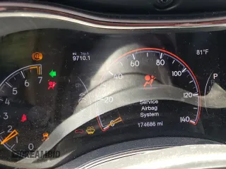 2020 Jeep Grand Cherokee Limited with VIN 1C4RJEBG9LC245894, listed as a Copart auction lot 53131895 with 174,686 mi miles and Salvage Title. Bid and sale history available at DreamBid. Image 9.