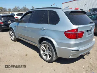 2011 BMW X5 M with VIN 5YMGY0C53BLK26167, listed as a IAAI auction lot 41742529 with 118,777 mi miles. Bid and sale history available at carsss.com. Image 3.