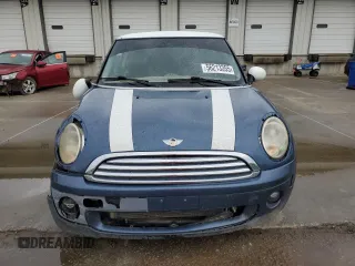 2010 MINI Hardtop with VIN WMWMF3C59ATZ28119, listed as a Copart auction lot 56213355 with 179,994 mi miles and Non Repairable. Bid and sale history available at DreamBid. Image 5.
