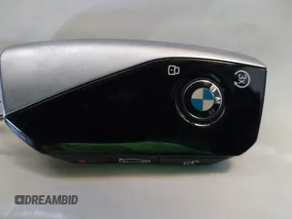2023 BMW i7 xDrive60 z VIN WBY53EJ06PCN64039, wystawiony jako IAAI lot #40752159 z przebiegiem 8837 mil mil oraz . Historia ofert i sprzedaży dostępna na DreamBid. Obrazek 11.