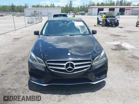 2014 Mercedes-Benz E 350 Sport with VIN WDDHF5KB8EA905977, listed as a IAAI auction lot 42529185 with 133,071 mi miles and . Bid and sale history available at DreamBid. Image 13.
