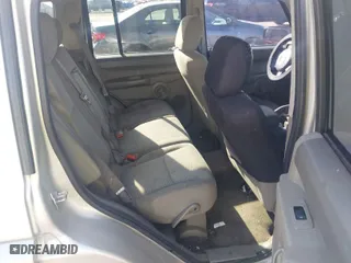 2007 Jeep Commander Sport with VIN 1J8HG48P07C671600, listed as a IAAI auction lot 42083367 with 220,113 mi miles. Bid and sale history available at carsss.com. Image 8.