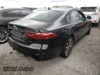 2021 Jaguar XF R-Dynamic SE with VIN SAJBL4GXXMCY88627, listed as a Copart auction lot 62762012 with 0 mi miles. Bid and sale history available at carsss.com. Image 4.