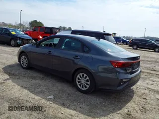 2021 Kia Forte FE with VIN 3KPF24AD9ME303000, listed as a IAAI auction lot 41788009 with 91,700 mi miles and . Bid and sale history available at carsss.com. Image 3.