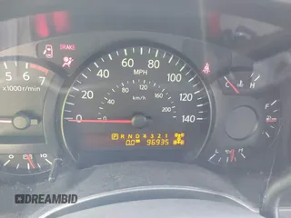 2005 Nissan Titan SE z VIN 1N6BA07B25N569257, wystawiony jako IAAI lot #42272847 z przebiegiem 96 935 mil mil oraz . Historia ofert i sprzedaży dostępna na DreamBid. Obrazek 7.
