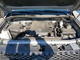 2018 Toyota Tundra SR5 z VIN 5TFHW5F12JX729043, wystawiony jako Copart lot #87330154 z przebiegiem 110 611 mil mil oraz Szkoda całkowita • Salvage title. Historia ofert i sprzedaży dostępna na DreamBid. Obrazek 11.