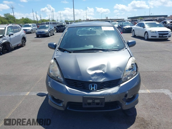 2013 Honda Fit Sport with VIN JHMGE8H5XDC038269, listed as a IAAI auction lot 41937182 with 43,902 mi miles. Bid and sale history available at carsss.com. Image 12.